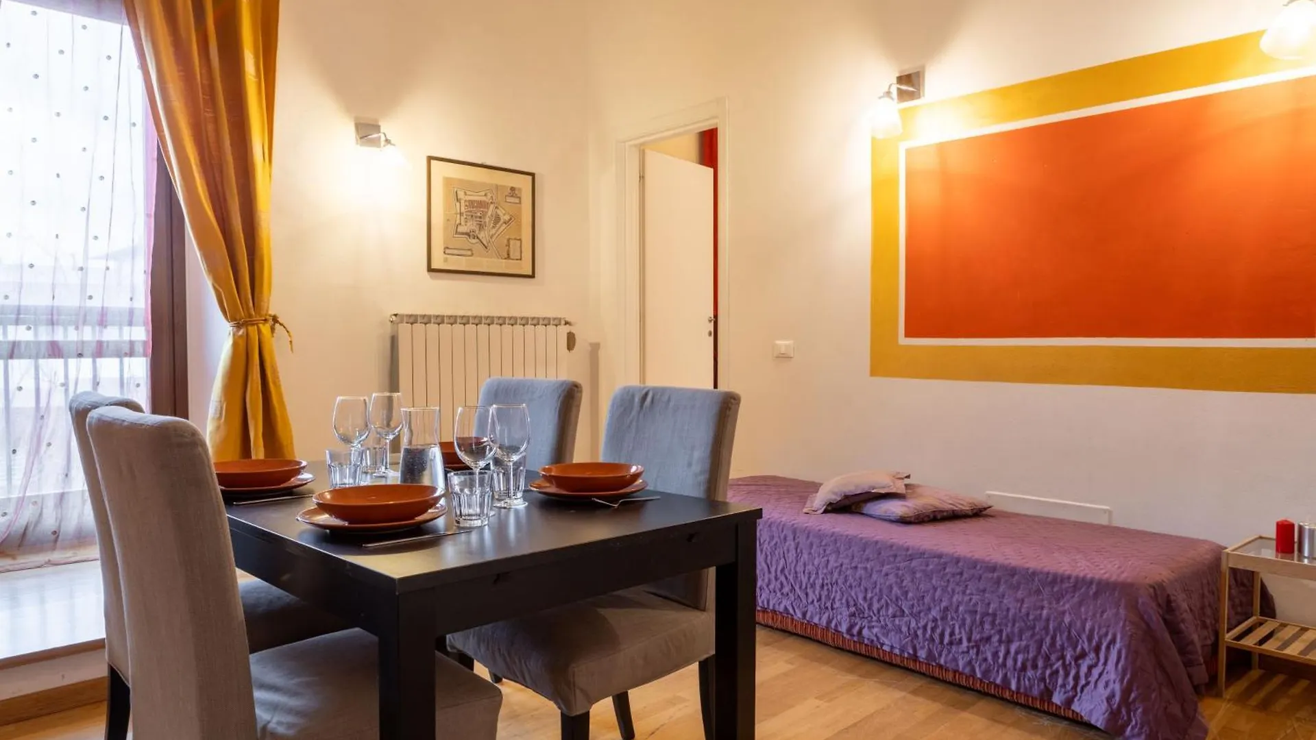 Sant\'Ambrogio Apartments - Raffaello location